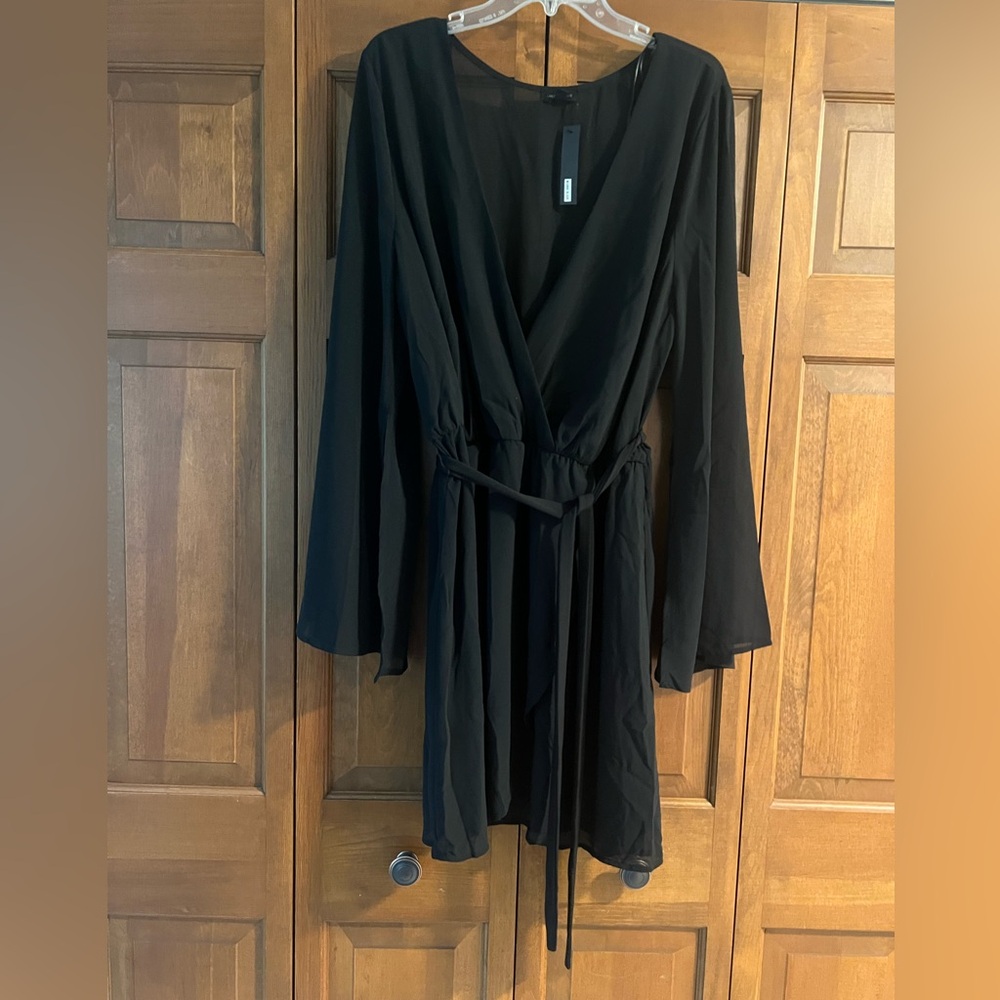 Miss Avenue Black Mini Dress